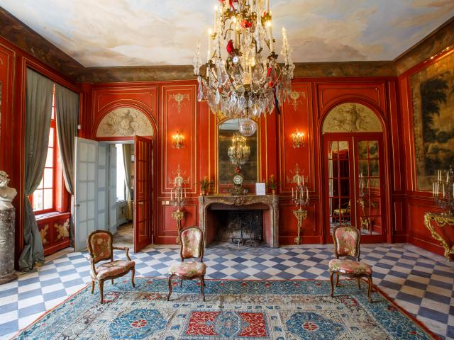 Château de la Grange - Salon Rouge