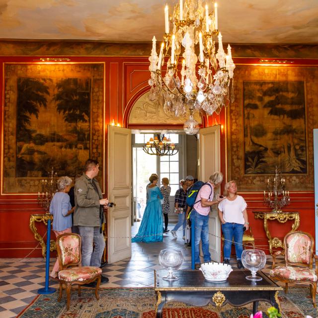 Château de la Grange - Salon rouge