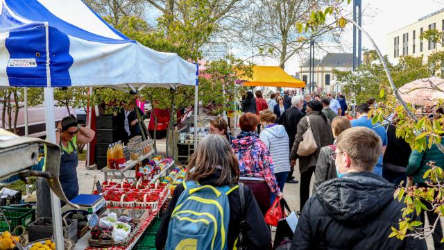 Marché de la gare - Thonville